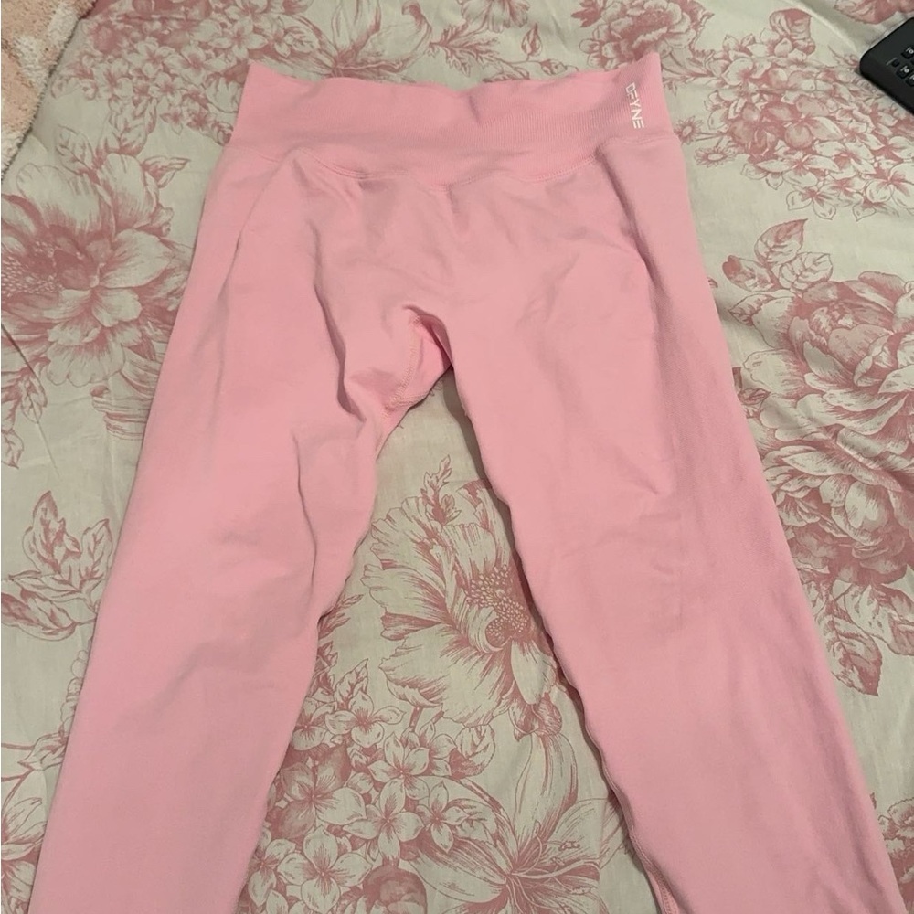 DFYNE impact baby pink leggings size medium